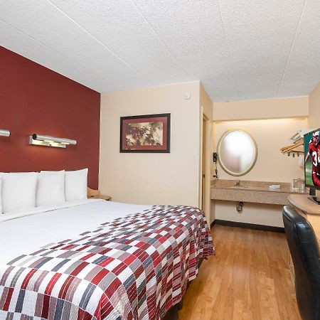 Red Roof Inn Edison Extérieur photo