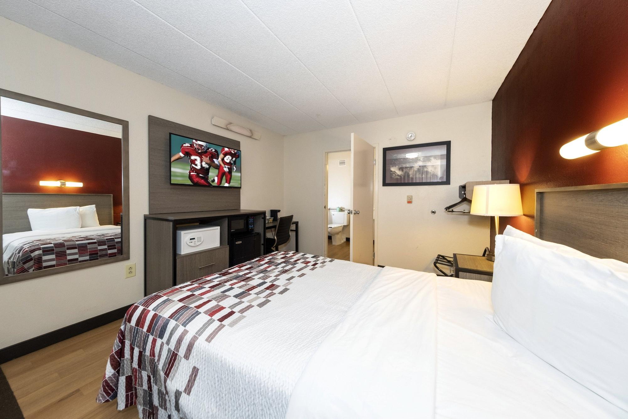 Red Roof Inn Edison Extérieur photo