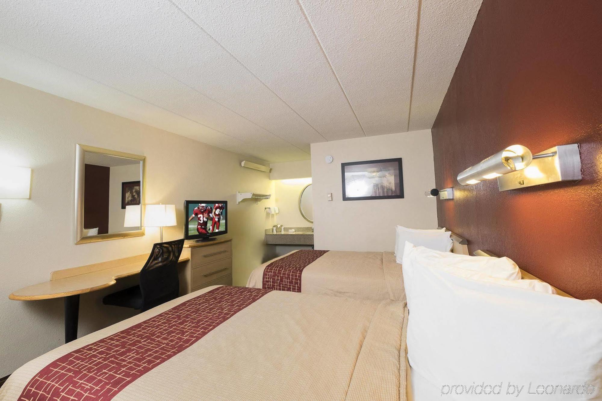 Red Roof Inn Edison Extérieur photo