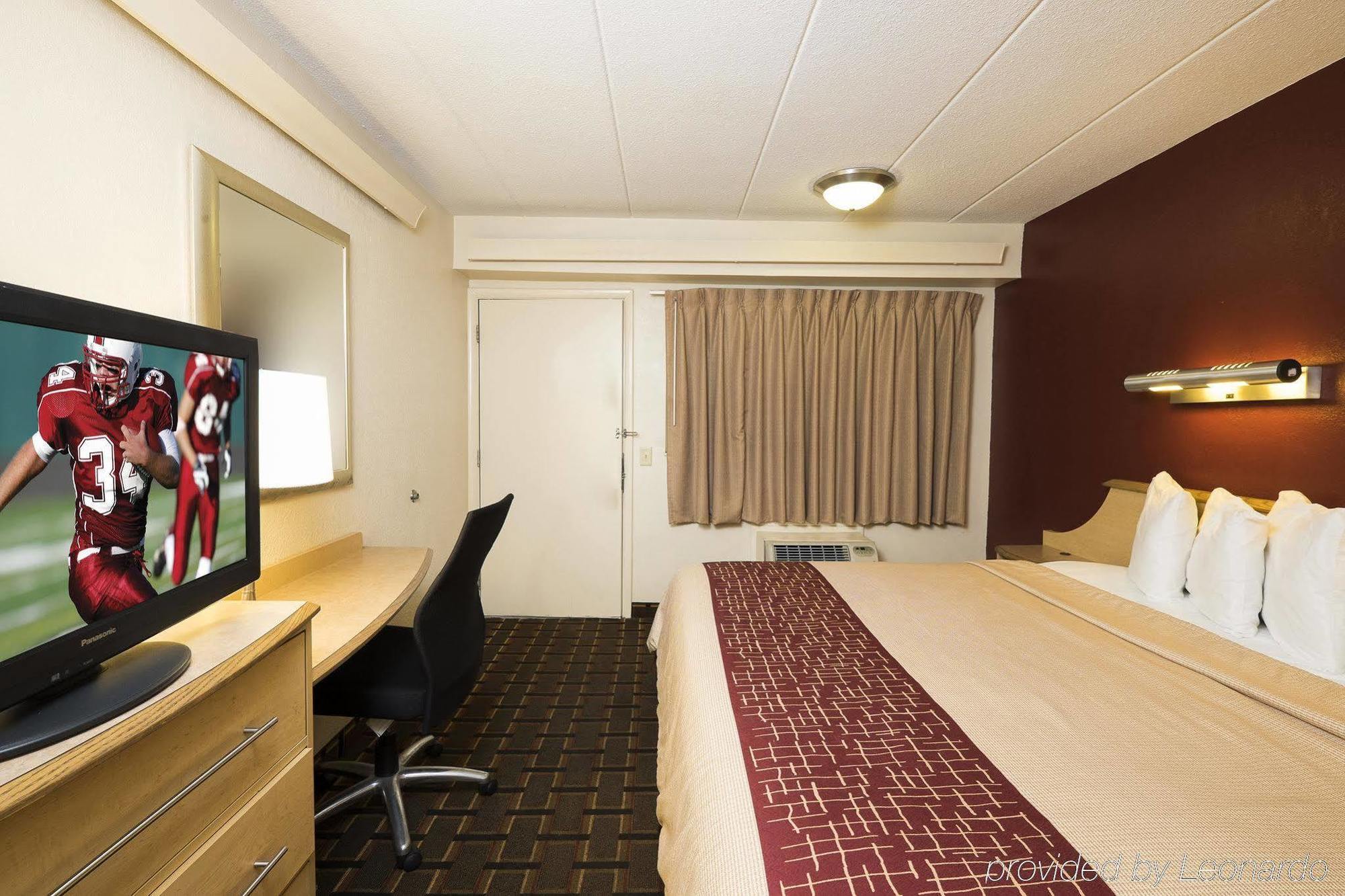 Red Roof Inn Edison Extérieur photo